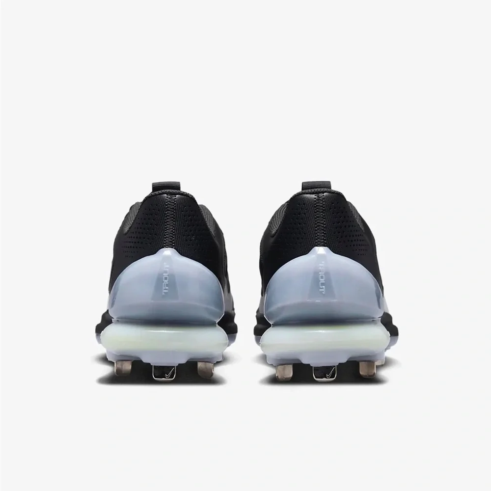 Nike Force Zoom Trout 8 Pro